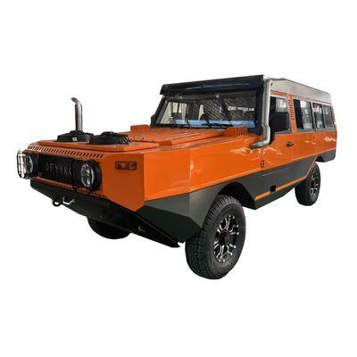 مركبة برمائية عالية القدرة ذات قوة حصانية كبيرة مع قدرة قوية على عبور العوائق أثناء القيادة